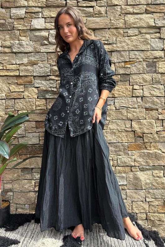 Cala Cushion Cotton Bandana Relaxed Shirt Black